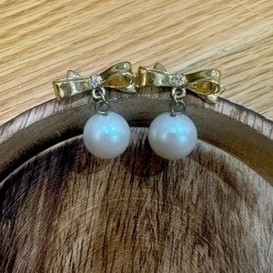 Kate spade bow pearl earrings
